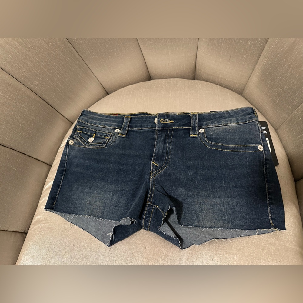 NWT True Religion Joey Cut-Off Shorts – Women’s Size 30